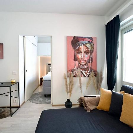 רובניימי 1Br Suite - King Size Bed - Wi-Fi - Gym & Sauna מראה חיצוני תמונה